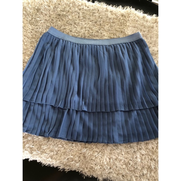 LC Lauren Conrad Dresses & Skirts - Lauren Conrad Blue Pleated Skirt XL